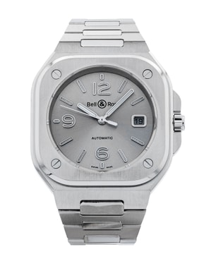 Luxuriöse gebrauchte Uhren, die noch innerhalb der Herstellergarantie liegen